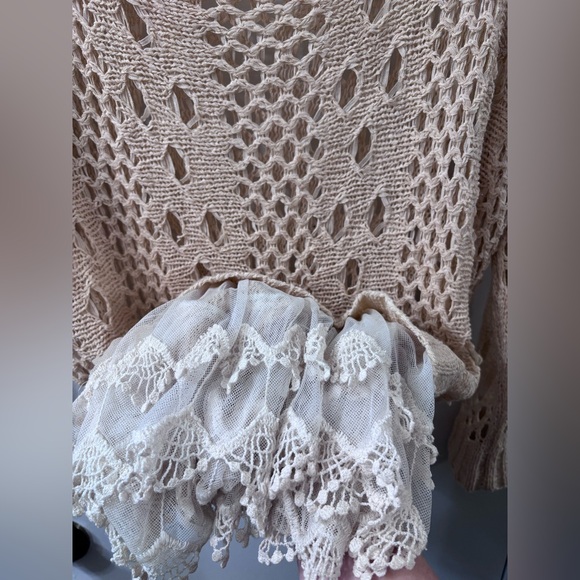 Entro Boho Cream Crochet Knitted Sweater with Layered Lace Trim - Picture 8 of 10